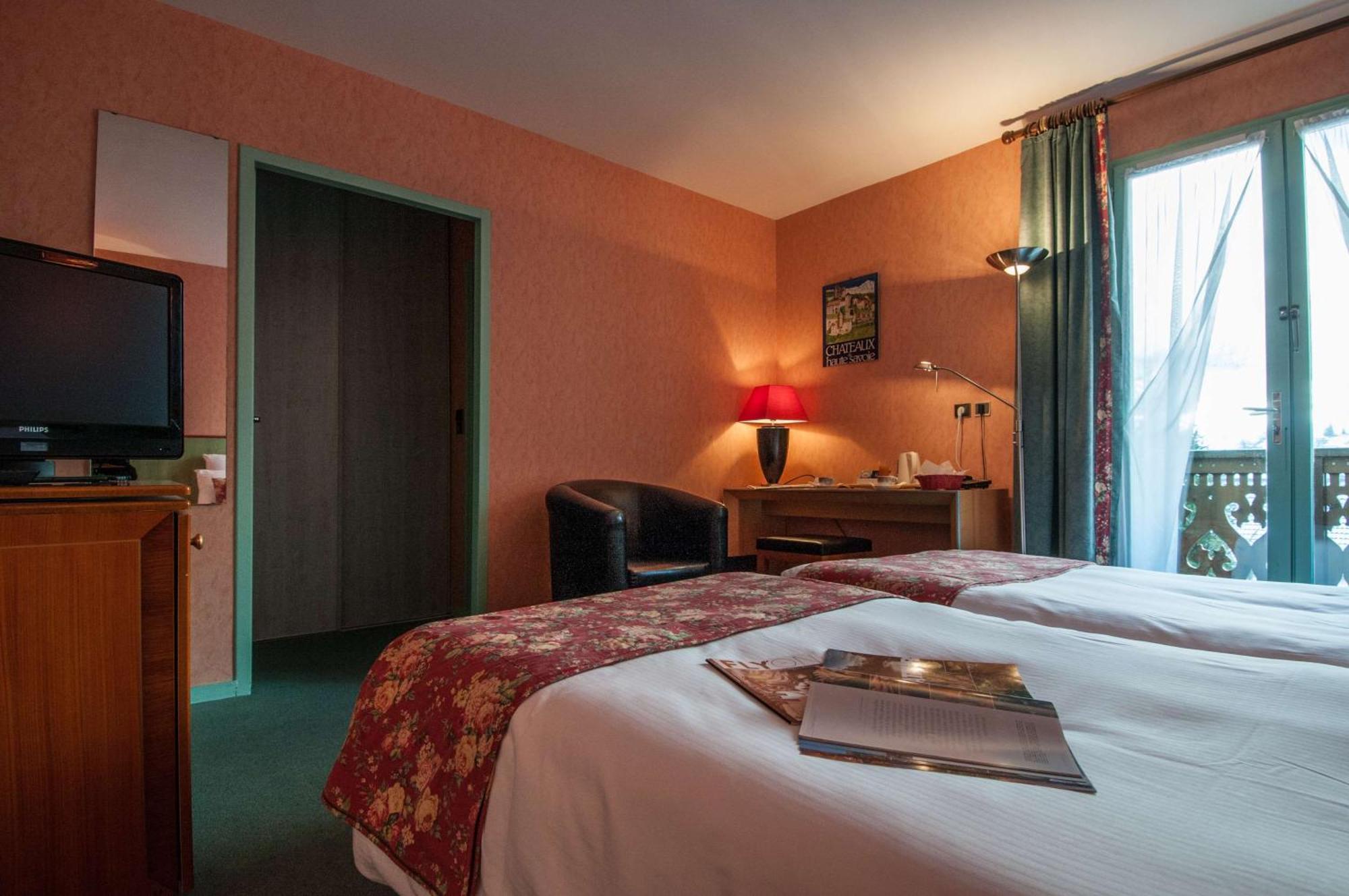Brit Hotel Florimont Saint-Ferréol Exteriér fotografie